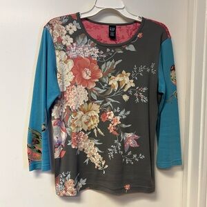 GAP Women's Vintage Floral Quarter Sleeve Top - Gray and Blue